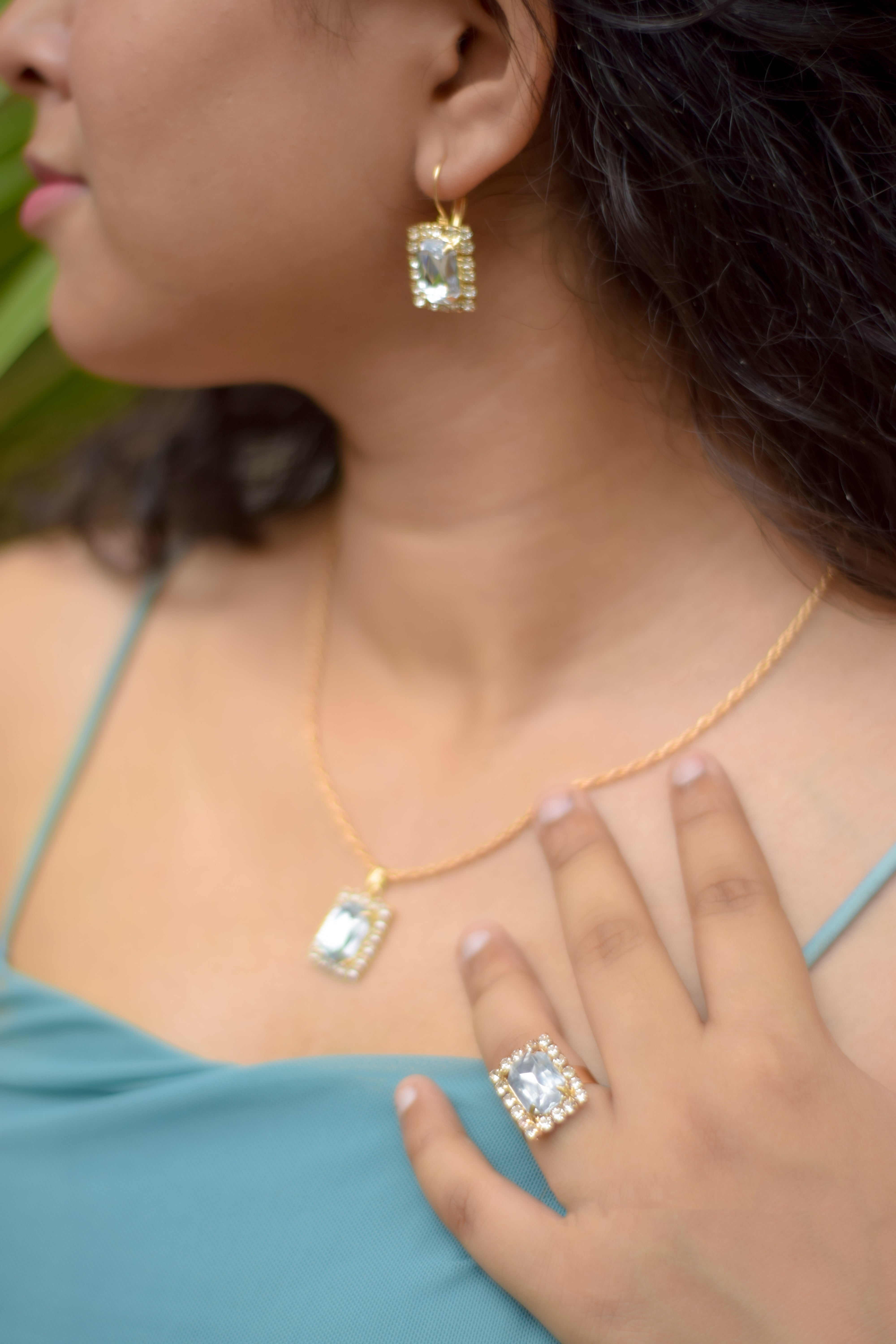 ( Combo )White Rhinestone Crystal Pendant Necklace with Earrings & Ring