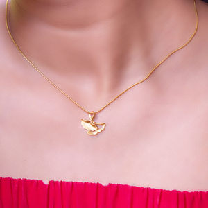 NH870115 18K Gold Titanium Steel Fine Necklace Special-Interest Design Light Pearl Square Plate Butterfly Maple Leaf Pendant Clavicle Chain Simple Necklace - Maple Leaf Style